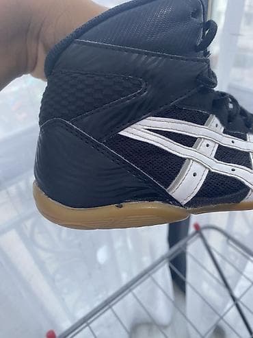lining flex: Мужские кроссовки, 39, Asics, Б/у, цвет - Черный, Платная доставка, Самовывоз — 4