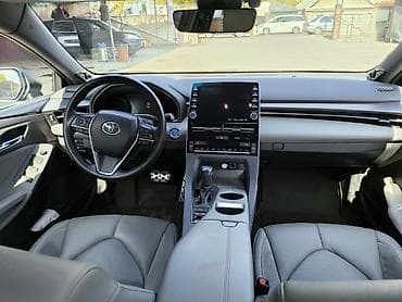 tayota progres: Toyota Avalon: 2020 г., 2.5 л, Автомат, Гибрид, Седан — 7