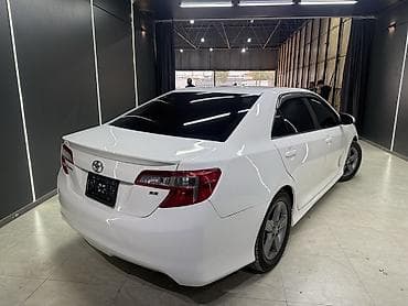 mini kuper: Toyota Camry: 2014 г., Автомат, Седан — 10