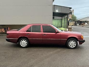 Mercedes-Benz W124: 1992 г., 2.3 л, Кол менен иштөөчү, Бензин, Седан — 2