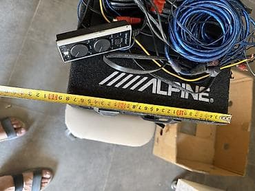 mini notebook: Сабвуфер Alpine в корпусе - Бренд: Alpine (логотип на корпусе) - Тип — 7