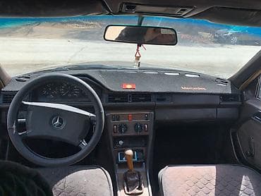 audi a4 2005: Mercedes-Benz W124: 1989 г., 2 л, Ручные, Бензин, Седан — 5