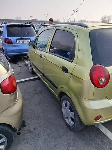 маленькие электро машины: Chevrolet Spark: 2005 г., Автомат, Бензин, Хэтчбэк — 3