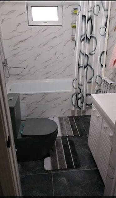 продажа дом ош: 🔥 ПРОДАЁТСЯ ДОМ 🔥 🏡 2-этажный дом 220 кв.м + времянка 40 кв.м 📍 с — 7