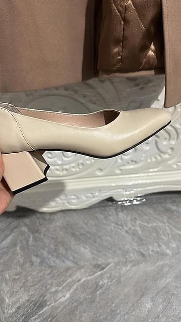 pull and beer: Лодочки Pera Donna - Женские туфли-лодочки в бежевом (молочном) цвете — 2