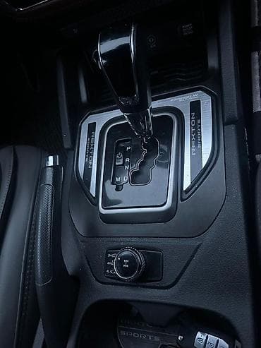 равно р3: Ssangyong Rexton Sports: 2018 г., 2.2 л, Автомат, Дизель, Внедорожник — 4