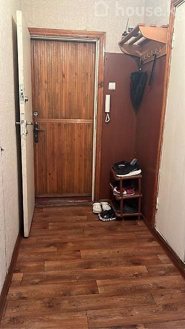 3 мкр: 3 комнаты, 70 м², 3 этаж, Старый ремонт — 4