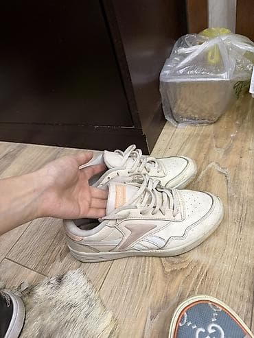 супер модные кеды: Мужские кроссовки, 36.5, 37, Jordan, Б/у — 9