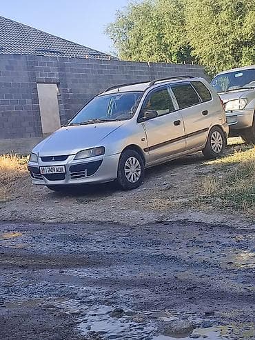 Mitsubishi Space Star: 2004 г., 1.6 л, Кол менен иштөөчү, Бензин, Универсал — 1