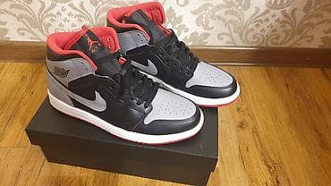 Мужские кроссовки, 41, Nike, Новый, цвет - Серый, Самовывоз