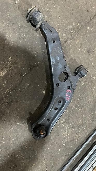 развальный рычаг: Передний левый рычаг Honda — 1