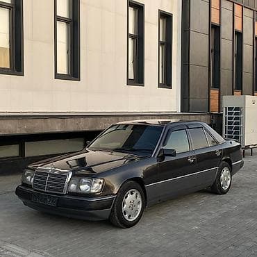class: Mercedes-Benz W124: 1992 г., 2.3 л, Механика, Бензин, Седан — 7