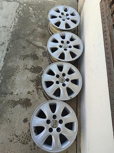 195 70 16 с: Литые Диски R 15 Toyota, Комплект, отверстий - 5 — 1