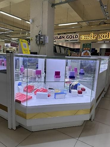 вешалки для детской одежды: Торговый островок/витрина для ювелирных изделий и аксессуаров - — 2