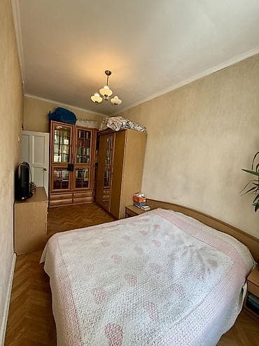 кыргызстан снять квартиру: 3 комнаты, 60 м², Сталинка, 2 этаж, Старый ремонт — 4
