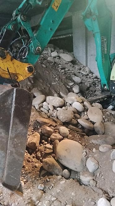 tesla model 3: Экскаватор | Траншеи — 3