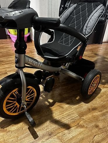 Детский трехколесный велосипед-коляска BMW - Формат 2-в-1