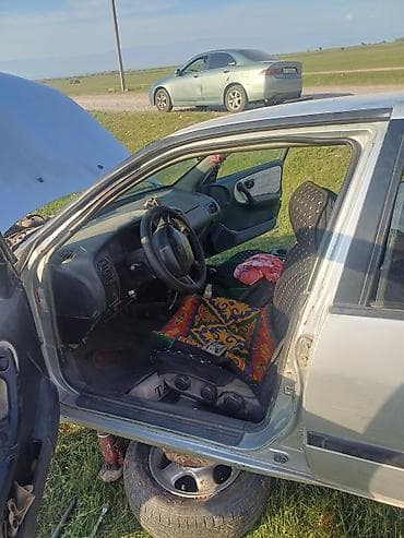 1 9 dci: Nissan Primera: 1996 г., 1.6 л, Механика, Бензин, Седан — 2