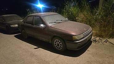 infinity fx35: Opel Vectra: 1991 г., 1.8 л, Механика, Бензин, Седан — 1