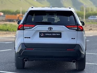 панель марк х: Toyota RAV4: 2021 г., 2.5 л, Автомат, Бензин, Кроссовер — 4