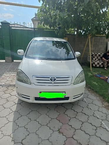 Toyota Ipsum: 2001 г., 2.4 л, Автомат, Бензин, Вэн/Минивэн