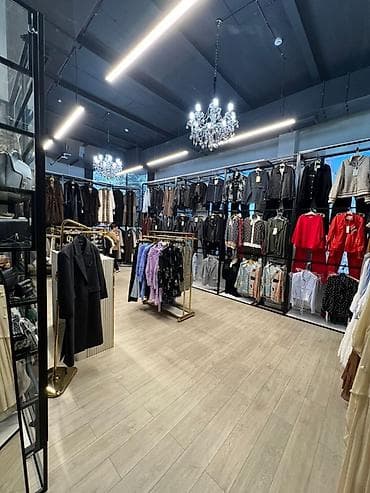 Продаётся бутик в ТЦ «Караван» Площадь: 46 кв.м Отличное расположение — 2