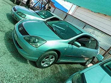 капот машины: Honda Civic: 2003 г., 1.6 л, Механика, Бензин, Хэтчбэк — 4