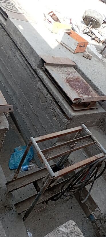 дом на колесах цена бишкек: АвтоСтенд для развал схождение самодельный б/у с дамкратом — 4