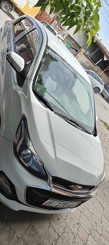 deepal so7: Chevrolet Spark: 2019 г., 1 л, Автомат, Бензин, Хэтчбэк — 7