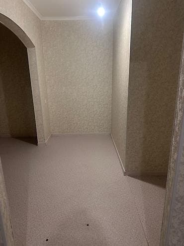 достук отел: 4 бөлмө, Менчик ээси, Чогуу жашоо менен, Жарым -жартылай эмереги бар — 3