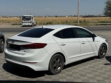 Продажа авто: Hyundai Elantra: 2018 г., 0.4 л, Автомат, Бензин — 6
