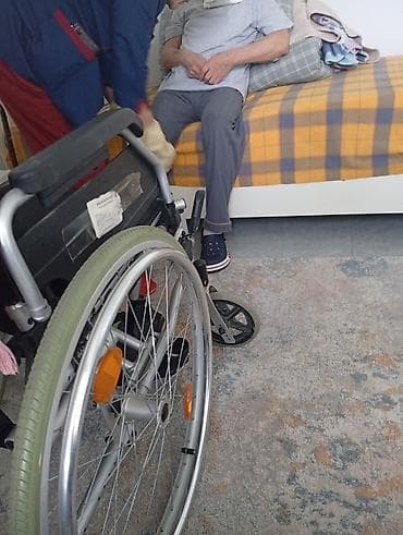 Требуется сиделка в г. Токмок для мужчины после инсульта, плохо ходит