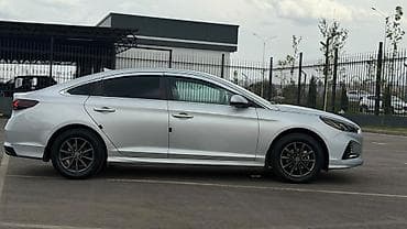 Hyundai Sonata: 2017 г., 2 л, Автомат, Газ, Седан — 5