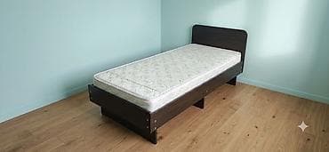 sofa bed: Продам односпальную кровать с матрасом. Состояние среднее. Самовывоз — 2