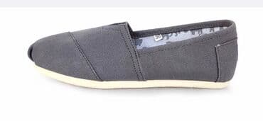 toms: Продаю новые Toms, качество супер. Остались по одному цвету: чёрный — 1