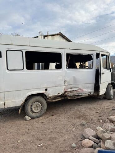 цена домкрата для легкового автомобиля: Mercedes-Benz : 1992 г. — 2