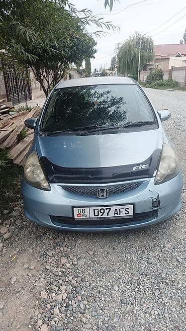 Honda Fit: 2004 г., 1.3 л, Автомат, Бензин, Хэтчбэк