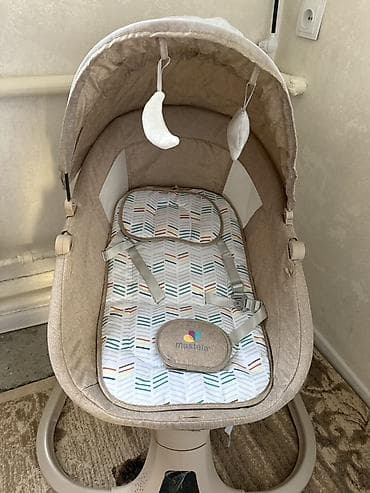 Электронные качели-люлька Mastela - Формат 2-в-1: уютная люлька с