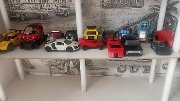 hot: 🚗 Продам коллекцию игрушечных машинок! 🔥 В комплекте: 🏎️ 11 машинок — 4
