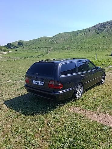 Mercedes-Benz E-Class: 1997 г., 2.3 л, Механика, Бензин, Универсал — 3