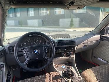 матор кайык: BMW 5 series: 1993 г., 2 л, Кол менен иштөөчү, Бензин, Седан — 4