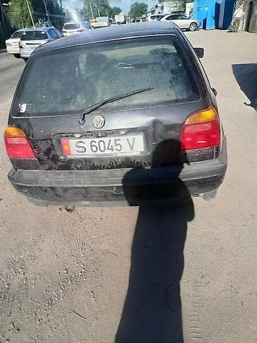 Транспорт: Volkswagen Golf: 1993 г., 1.4 л, Механика, Бензин, Хэтчбэк — 3