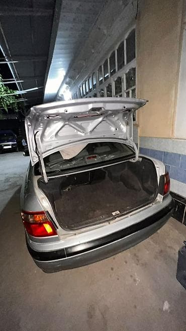 bmw car: Nissan Almera: 2000 г., 1.8 л, Механика, Бензин, Седан — 4
