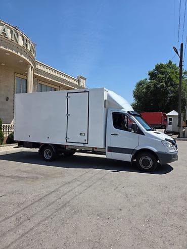 очередь в детский сад: Mercedes-Benz Sprinter фургон термо будка 2008 жыл 3 куб механика — 2