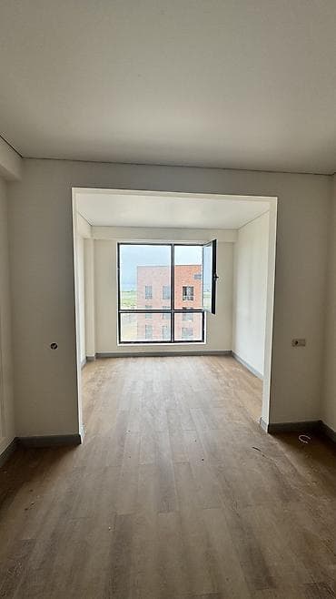 продаю квартиру элитку: 1 комната, 30 м², 3 этаж — 10