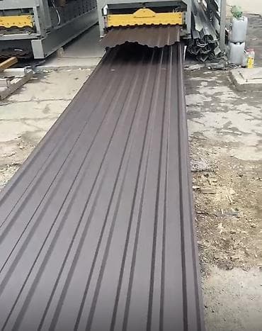 Профнастил: Профнастил металлический, окрашенный (коричневый). Изготавливается на — 1