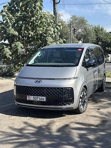 Продажа авто: Hyundai Staria: 2021 г., 2.2 л, Автомат, Дизель, Минивэн — 2