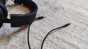 мониторы samsung: Наушники! Игровые черные( 1)- Состояние отличное.Мало — 6