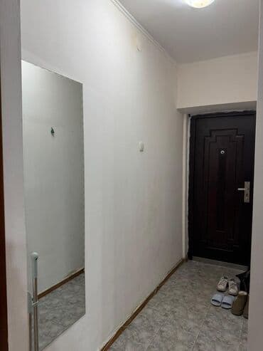 сдаю квартиру азия мол: 2 комнаты, 45 м², Индивидуалка, 1 этаж — 9