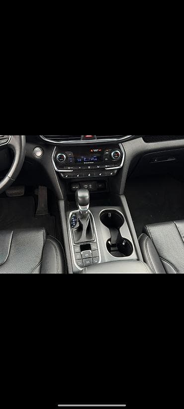 Hyundai Santa Fe: 2019 г., 2.2 л, Автомат, Дизель, Кроссовер — 3
